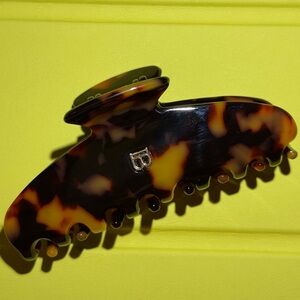 Tortoise Shell Hair Clip